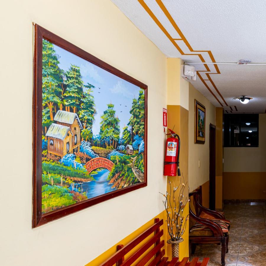 Mashy'S Hostal Отавало Екстер'єр фото