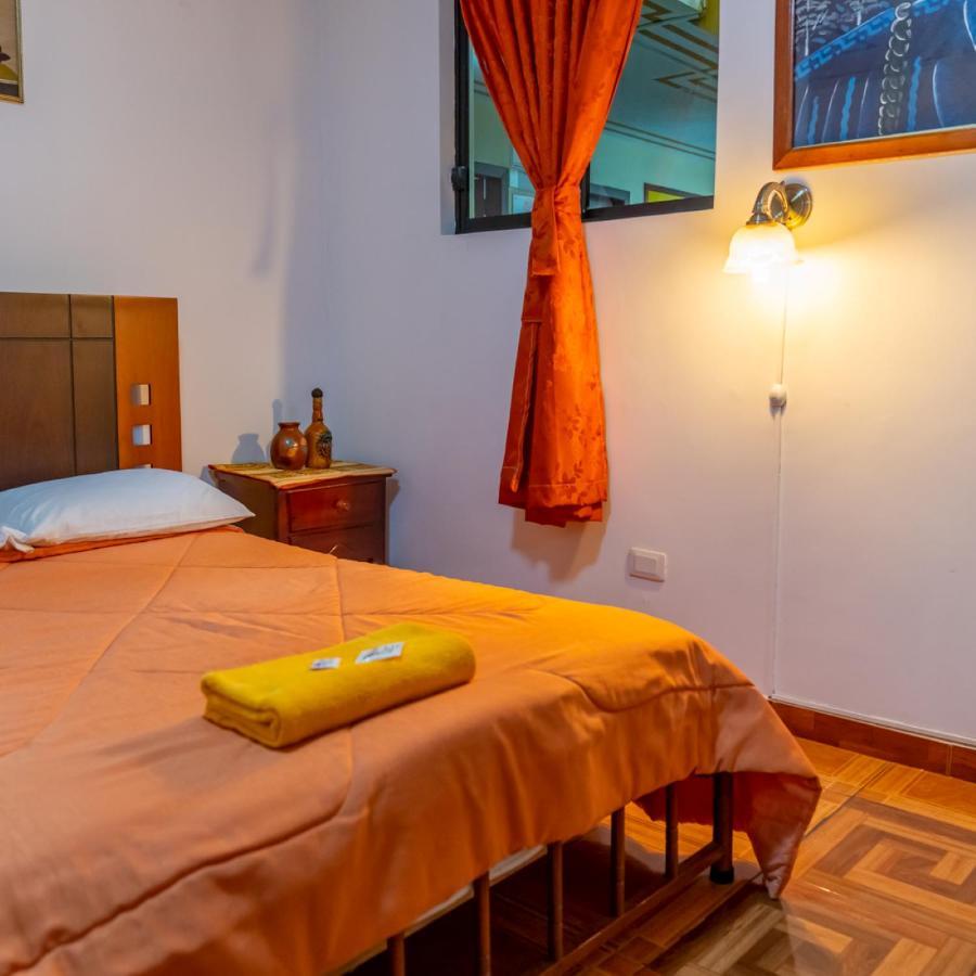 Mashy'S Hostal Отавало Екстер'єр фото