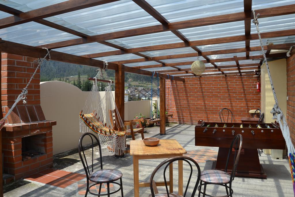 Mashy'S Hostal Отавало Екстер'єр фото